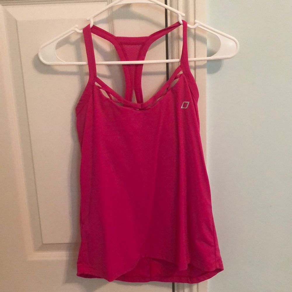Lorna Jane top